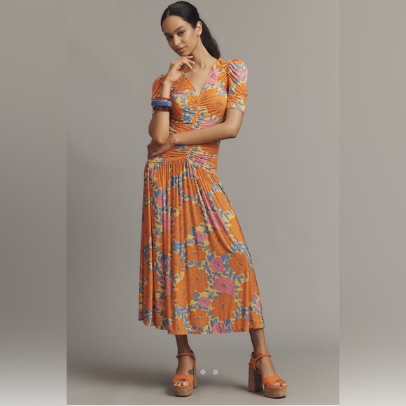 Anthropologie Dresses & Skirts - NWT Farm Rio x Anthropologie Short-Sleeve V-
Neck Ruched Midi Dress